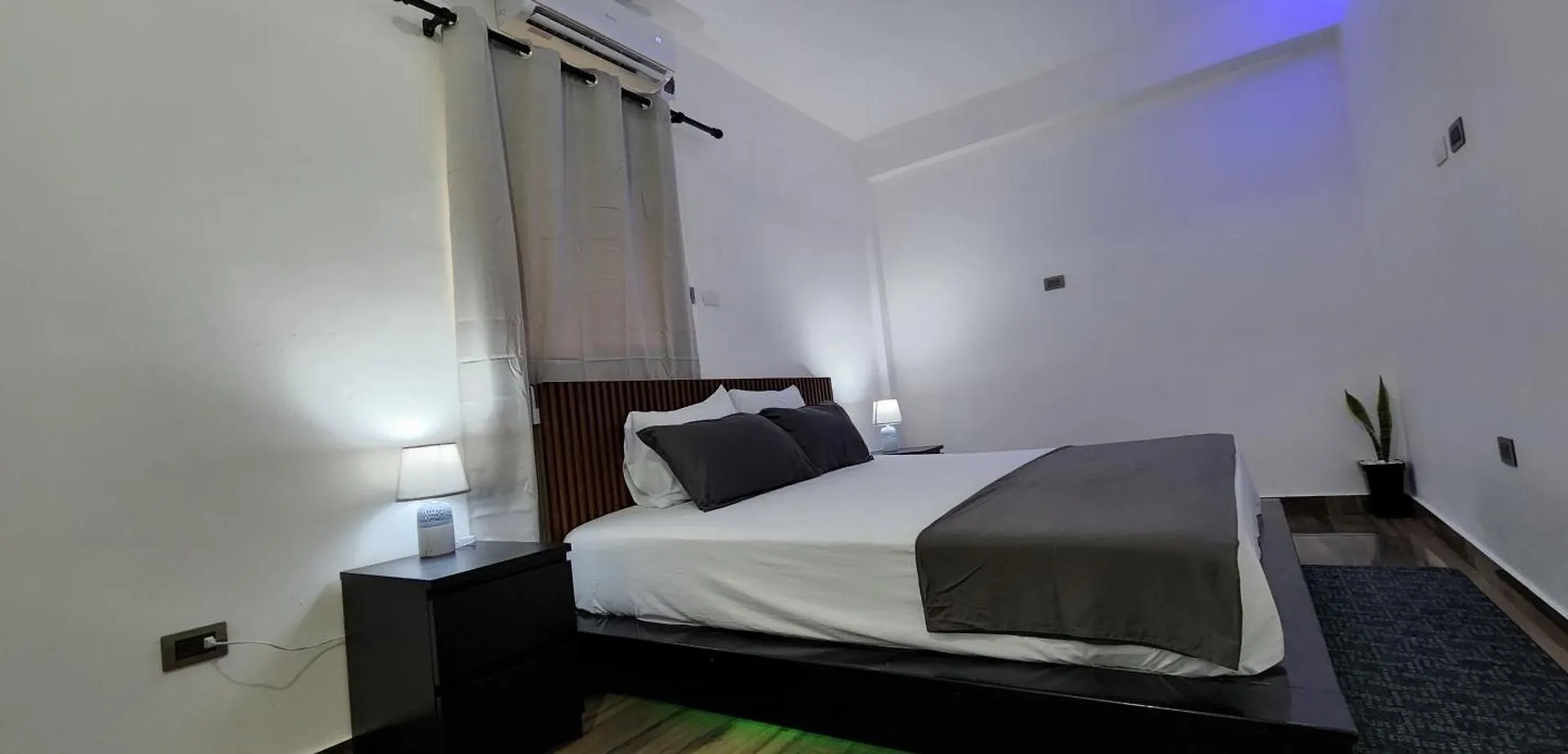 A 7 Minutos Del Aeropuerto Sdq, Moderno Y Compacto Apartamento location